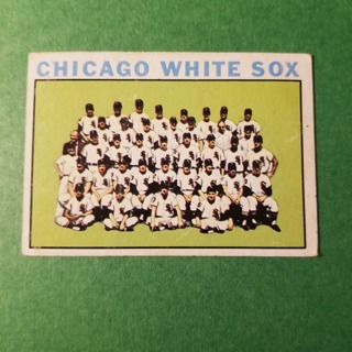 1964 - TOPPS EXMT - NRMT BASEBALL - CARD NO - 496 - CHICAGO TEAM -  WHITE SOX