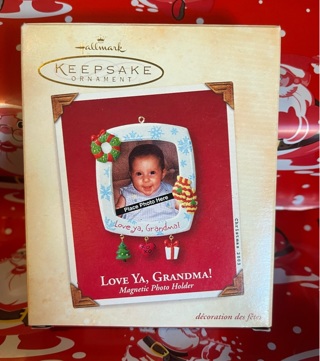 Hallmark keepsake ornament Love Ya, Grandma photo holder