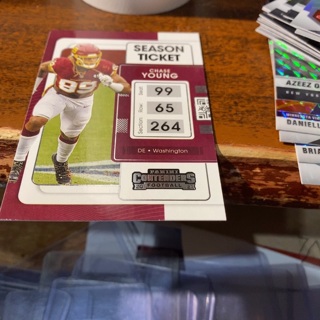 2021 panini contenders season ticket Chase young football card 