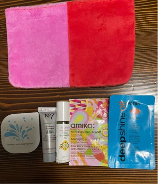 IPSY GLAM BAG FILLED WITH GOODIES!!!