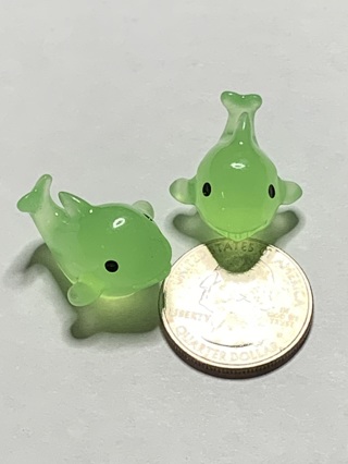 DOLPHINS~#7~GREEN~SET OF 2~ SET 2~GLOW IN THE DARK~FREE SHIPPING!