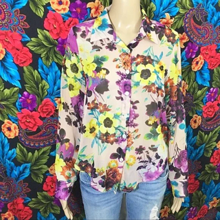 WOMEN'S FLORAL SHEER TOP LIGHTWEIGHT SEE THROUGH SHIRT WOMENS SIZE SMALL FLORAL