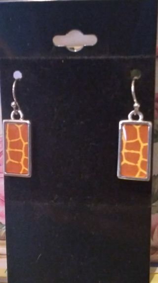 1 GIRAFFE STAINLESS STEEL EARRINGS