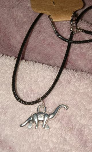 Dinosaur charm necklace nwt