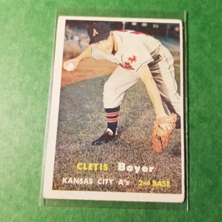 1957 - TOPPS EX- NRMT+ BASEBALL CARD NO. 121 - CLETIS BOYER - A'S