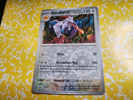 Pokemon Aerodactyl reverse holo 142/165