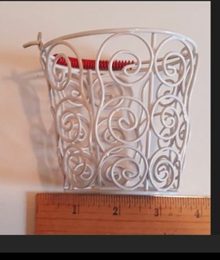 Small Cute Wire Basket