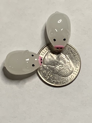 PIGS~#18~WHITE~SET OF 2~GLOW IN THE DARK~FREE SHIPPING!