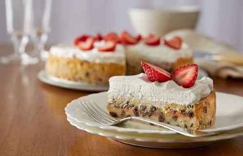 Strawberry Chocolate Chip Shortcake=HERSHEYLAND RECIPE CARD