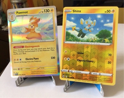 Pokémon Cards Pawmot and Shinx