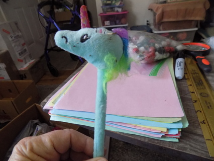 New Green  unicorn pen with rainbow mane & pink irredescent horn