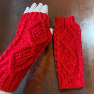 BN Knitted Red Fingerless Gloves.