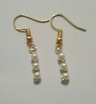 Pearl & Gold beaded hook earrings nip