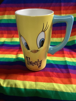 Large Tweety Bird Collectable Mug Excellent Condition 