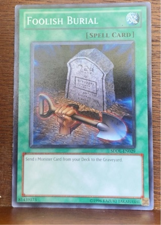 Yu-Gi-Oh! Foolish Burial SDDL-EN029 1st Edition Common 