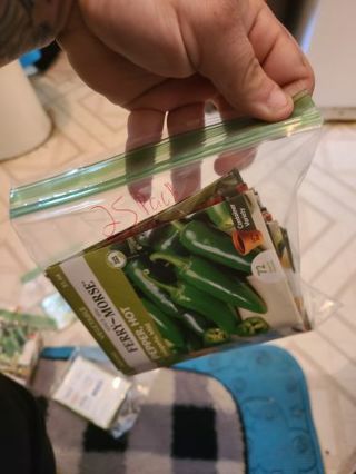 Pack of 25 seeds