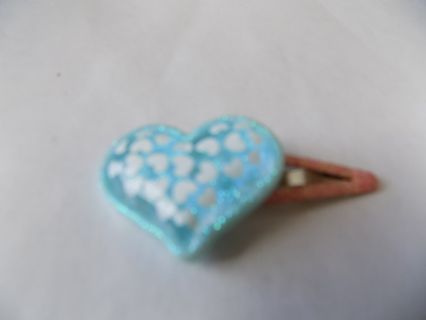 Aqua heart shape hair clip on metalllic clip