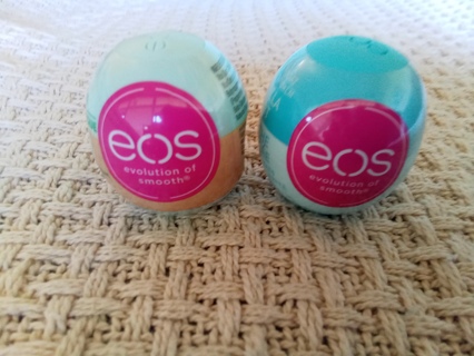 EOS Super Soft Shea Lip Balms - 2 Spheres - Sweet Mint & Vanilla Mint