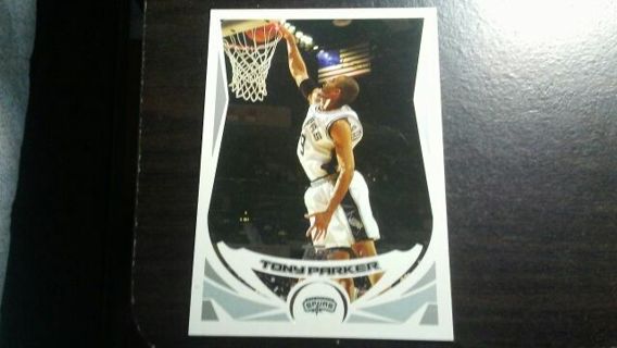 2004 TOPPS TONY PARKER SAN ANTONIO SPURS BASKETBALL CARD# 105