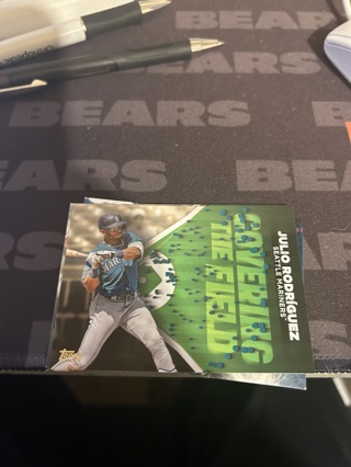 2024 topps covering the field julio rodriguez