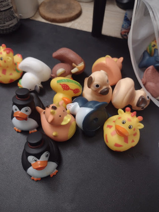 3 Random Rubber Duckies