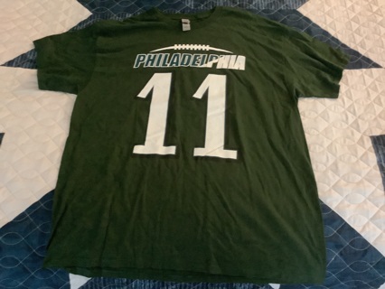 Philadelphia Brown 11 Green Men’s T-shirt XL Brand New Without Tag Back To School Sale