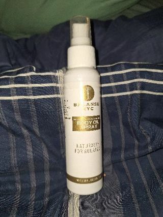 Body oil spray