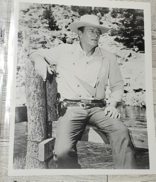 John Wayne 8 x 10" Glossy Photo