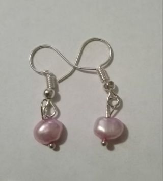 Freshwater pearl hook earrings new