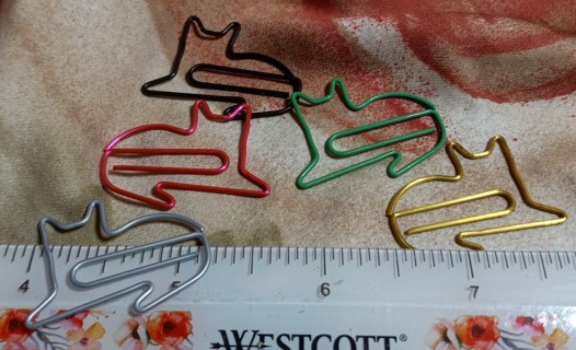 5 BN CAT SHAPED PAPER CLIPS