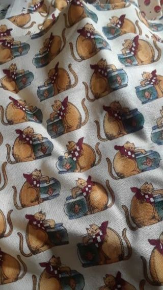 Cat pattern fabric