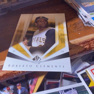 2004 upper deck sp legendary cuts Roberto Clemente baseball card 