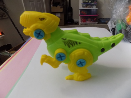 5 inch green & yellow T Rex dinosaur bolts together joints