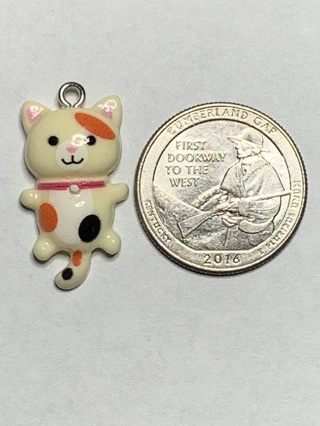 CAT CHARM~#1~WHITE~1 CHARM ONLY~FREE SHIPPING!