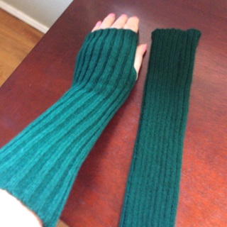 BN Knitted Long Fingerless Gloves.