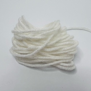 White Yarn 10 Yards Pom Poms Knit 
