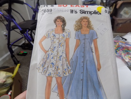 Its so Easy Simplicity Pattern # 7659 size 18-20