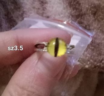 Dragon's eye ring size 3.5 new