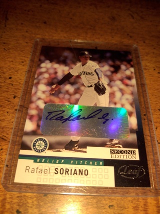 Baseball veteran Rafael soriano autograph Mariners