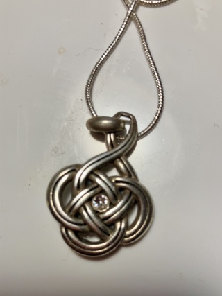 New: Silver Necklace w/Pendant. 