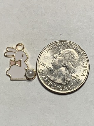 FLOWER CHARM~#69~1 CHARM ONLY~FREE SHIPPING!