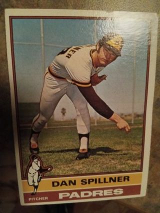 1976 TOPPS DAN SPILLNER SAN DIEGO PADRES BASEBALL CARD# 557