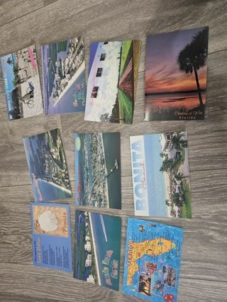 Postcards lot !!