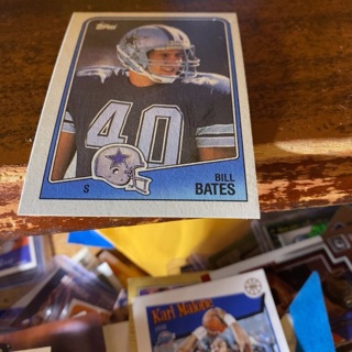 1988 topps bill bates football card 