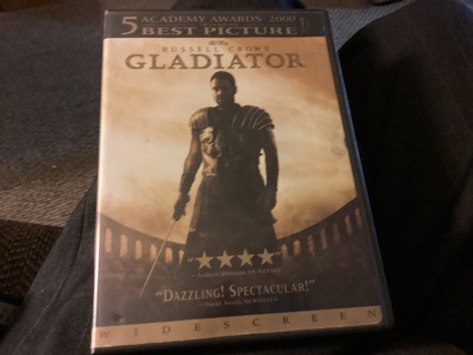 DVD, GLADIATOR w RUSSELL CROWE.etc