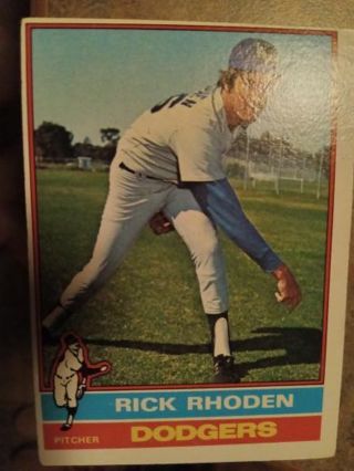 1976 TOPPS RICK RHODEN LOS ANGELES DODGERS BASEBALL CARD# 439