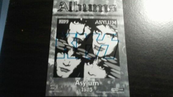 2009 KISS 360/PRESSPASS- ALBUMS- ASYLUM- BLUE EDITION TRADING CARD# 86