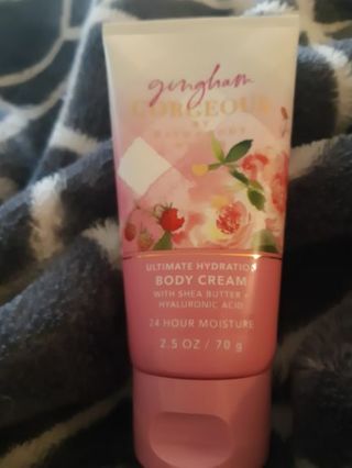 BBW gingham gorgeous body cream