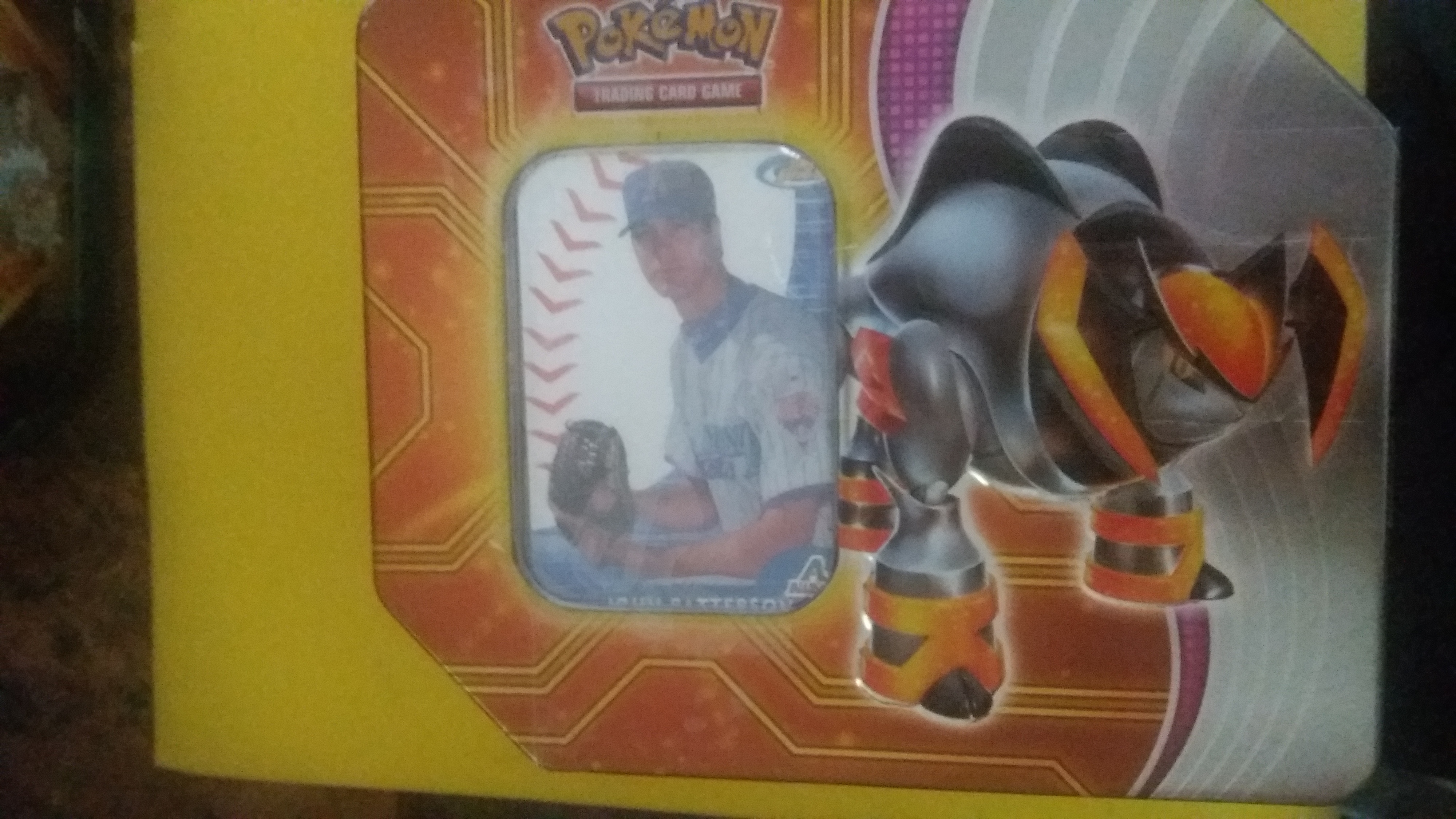 Free: 250 mixed baseball cards with tin free shipping