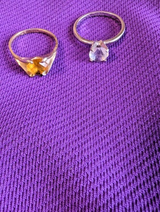 2 pretty rings!
